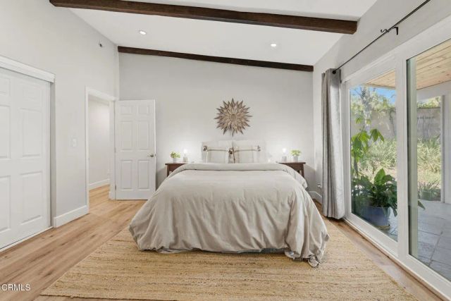 5351 Dubois Avenue, Los Angeles, CA 91367