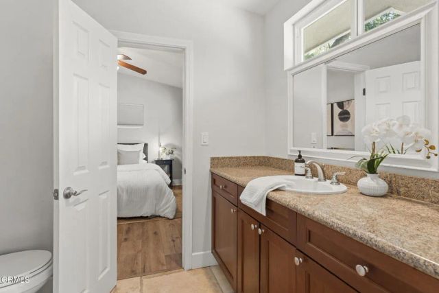 5351 Dubois Avenue, Los Angeles, CA 91367