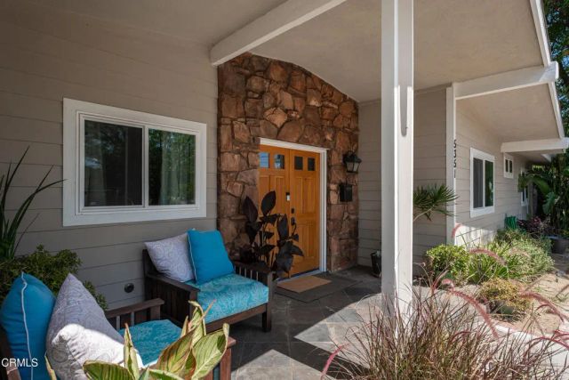 5351 Dubois Avenue, Los Angeles, CA 91367