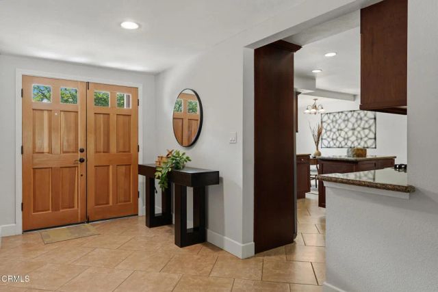 5351 Dubois Avenue, Los Angeles, CA 91367