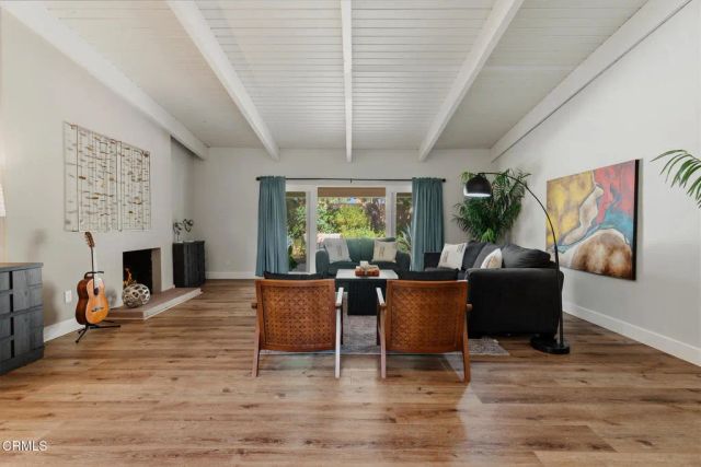 5351 Dubois Avenue, Los Angeles, CA 91367