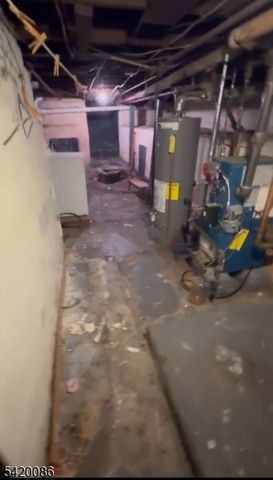 22 Woodland Ave, Jersey City, NJ 07305