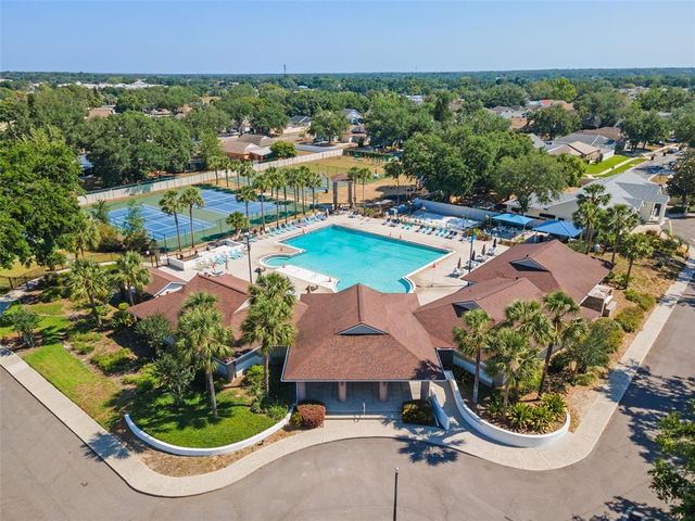 518 ROYAL RIDGE STREET, Valrico, FL 33594