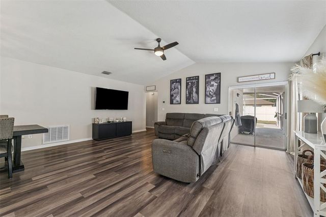 518 ROYAL RIDGE STREET, Valrico, FL 33594