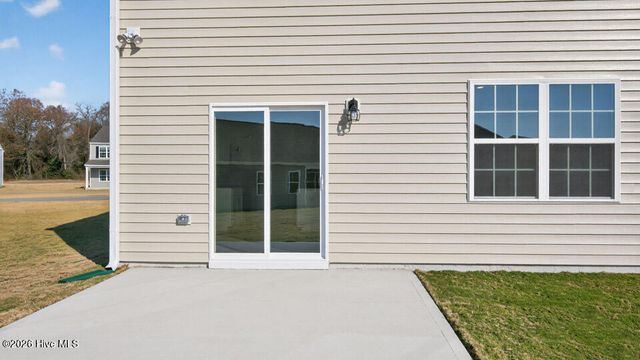 3066 Bayview Drive, Vass, NC 28394