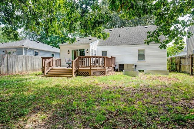 1605 Laurel AVE, Chesapeake, VA 23325