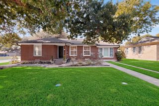 455 Hambrick Road, Dallas, TX 75218