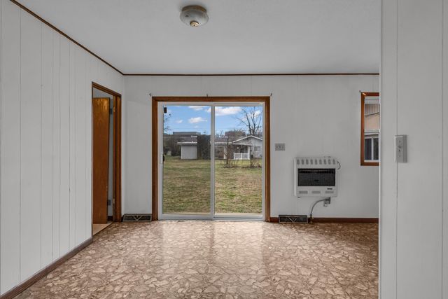 1614 10th Street, West Plains, MO 65775