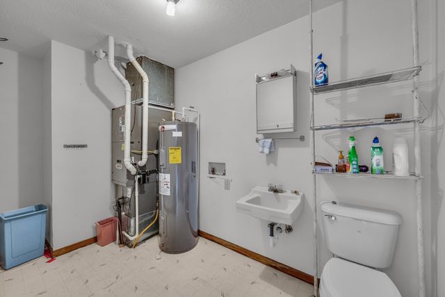 1614 10th Street, West Plains, MO 65775