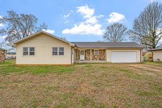 1614 10th Street, West Plains, MO 65775
