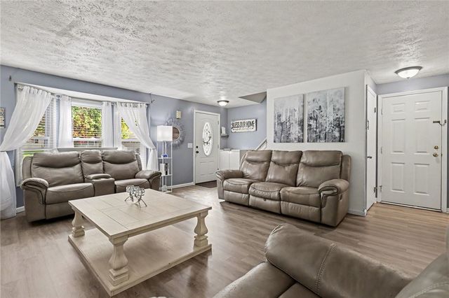 333 Knapp Avenue, Irondequoit, NY 14609