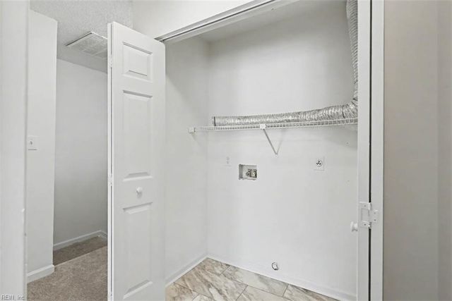 396 Rivers Ridge CIR, Newport News, VA 23608