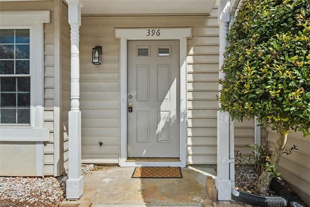 396 Rivers Ridge CIR, Newport News, VA 23608