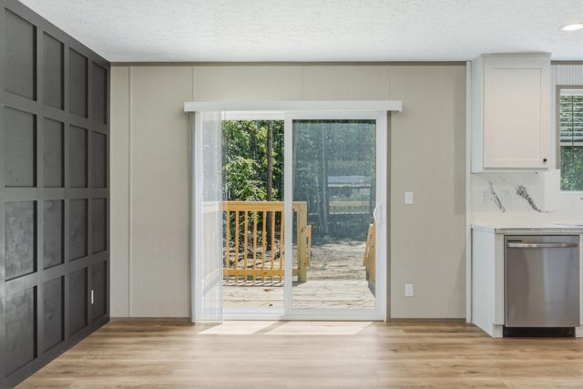 1370 Hudson Road, Summerton, SC 29148