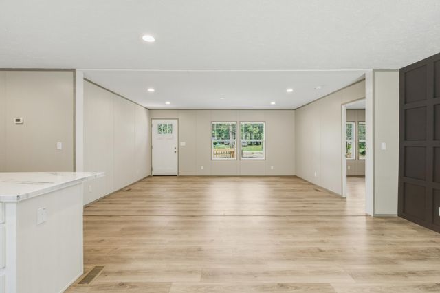 1370 Hudson Road, Summerton, SC 29148