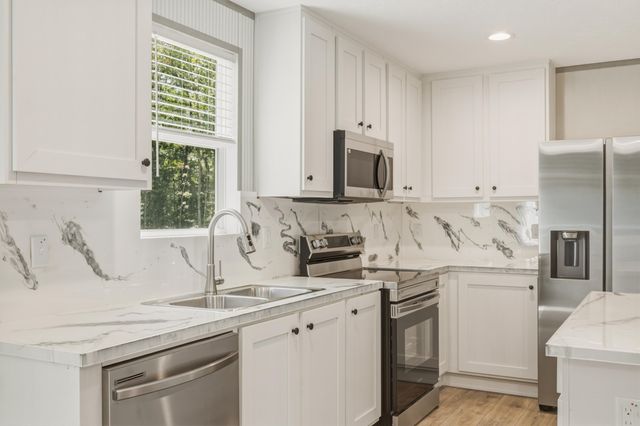 1370 Hudson Road, Summerton, SC 29148