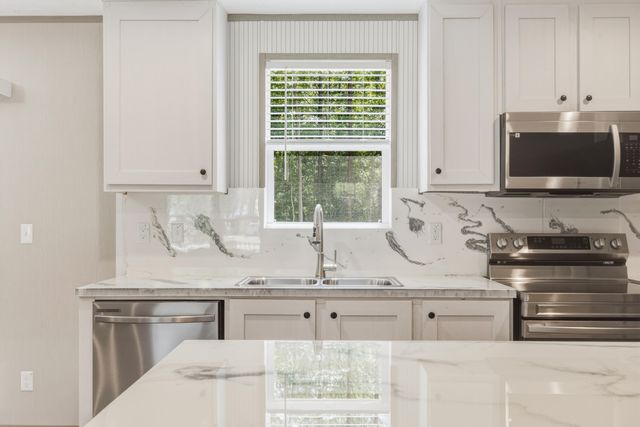1370 Hudson Road, Summerton, SC 29148