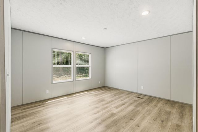 1370 Hudson Road, Summerton, SC 29148