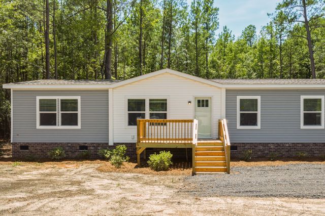 1370 Hudson Road, Summerton, SC 29148