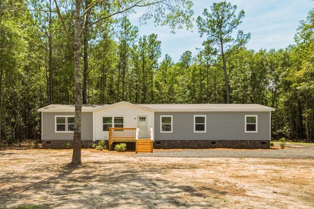 1370 Hudson Road, Summerton, SC 29148