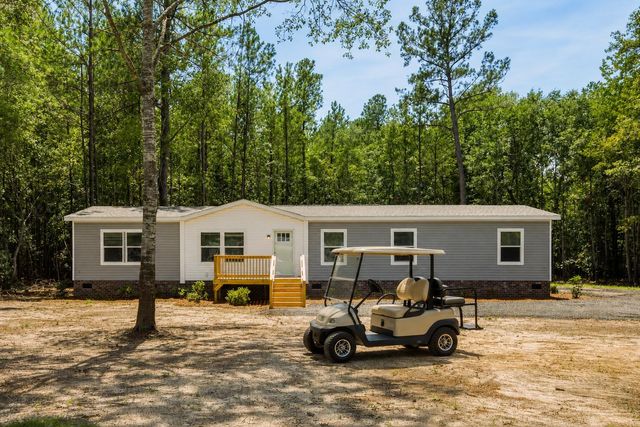 1370 Hudson Road, Summerton, SC 29148