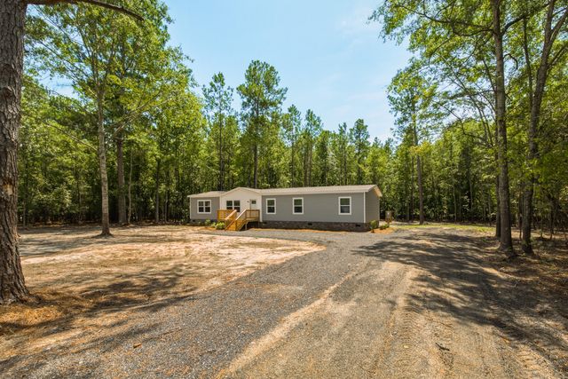 1370 Hudson Road, Summerton, SC 29148