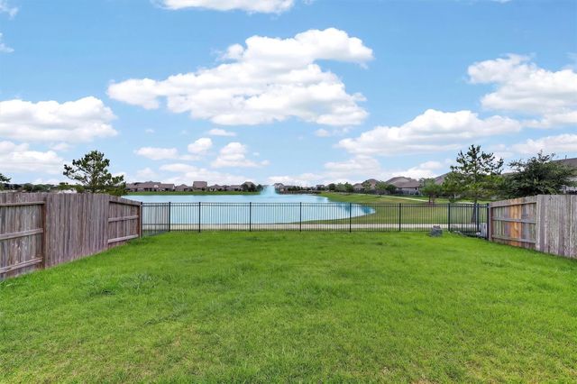 4822 Chestnut Valley Lane, Katy, TX 77493
