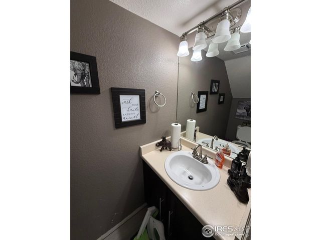 5141 Jasper St, Denver, CO 80239