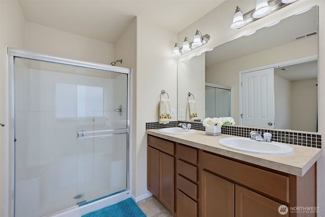 16478 Greenbrier Street SE, Yelm, WA 98597