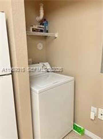 1104 Belmont Ln 1104, North Lauderdale, FL 33068