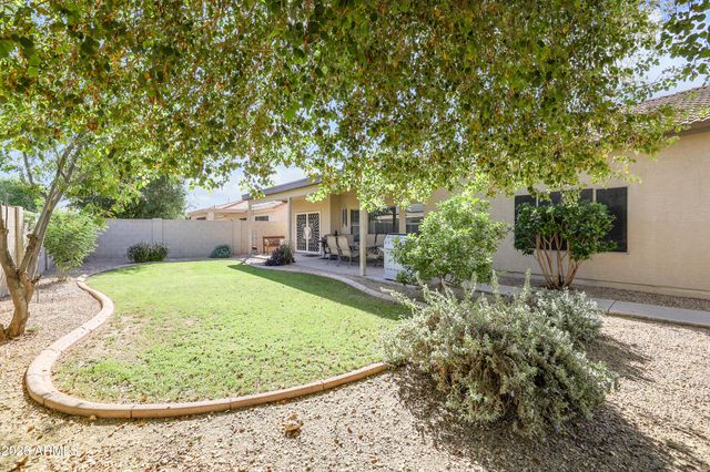 3736 E THAMES Circle, San Tan Valley, AZ 85140