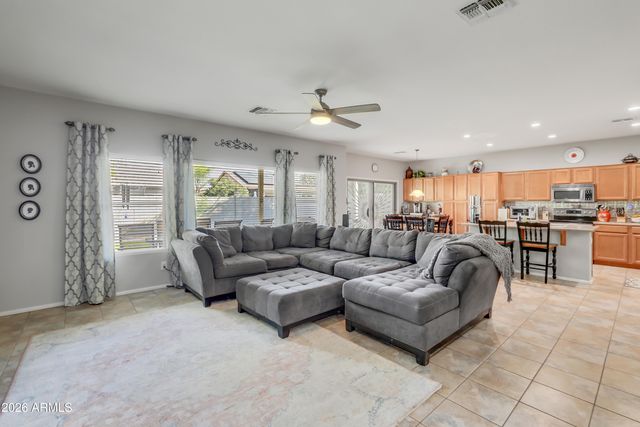 3736 E THAMES Circle, San Tan Valley, AZ 85140