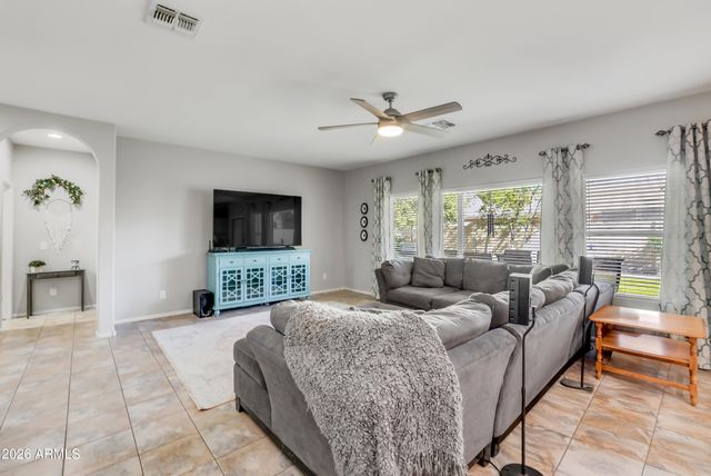 3736 E THAMES Circle, San Tan Valley, AZ 85140