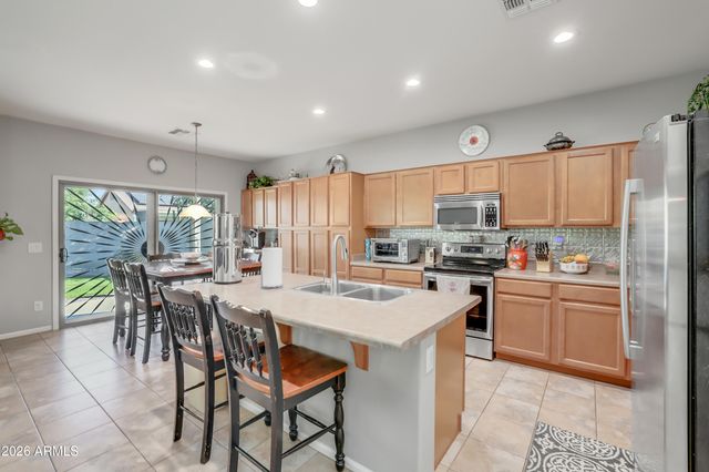 3736 E THAMES Circle, San Tan Valley, AZ 85140