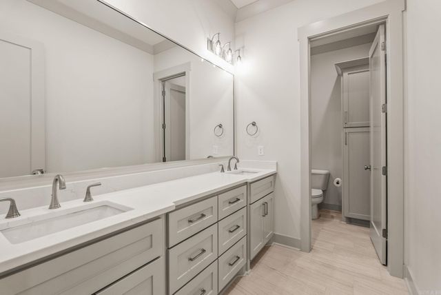 1665 Nantucket, Conway, AR 72034