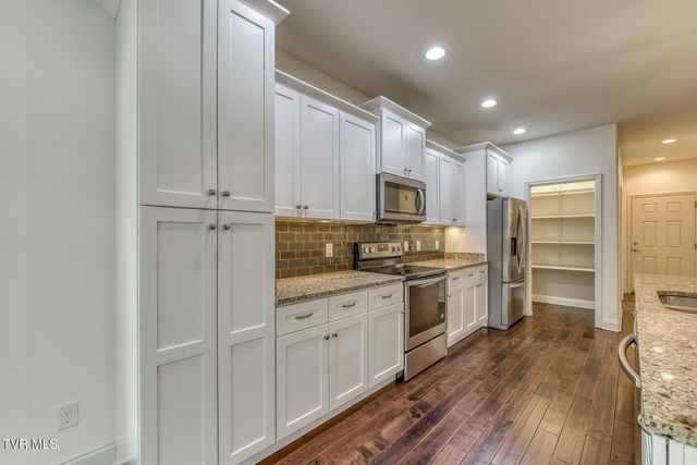 94 Cypress Ridge Court, Jonesborough, TN 37659