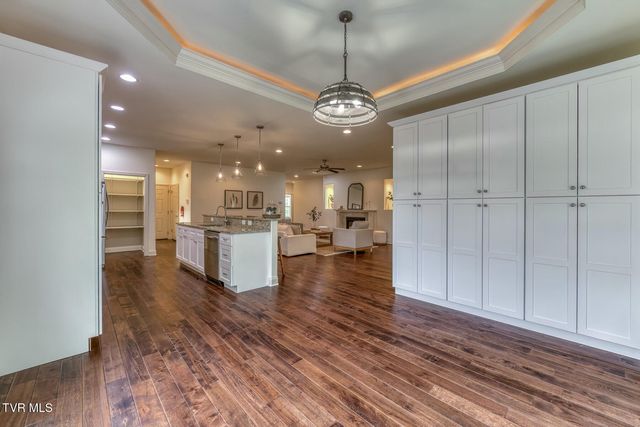 94 Cypress Ridge Court, Jonesborough, TN 37659
