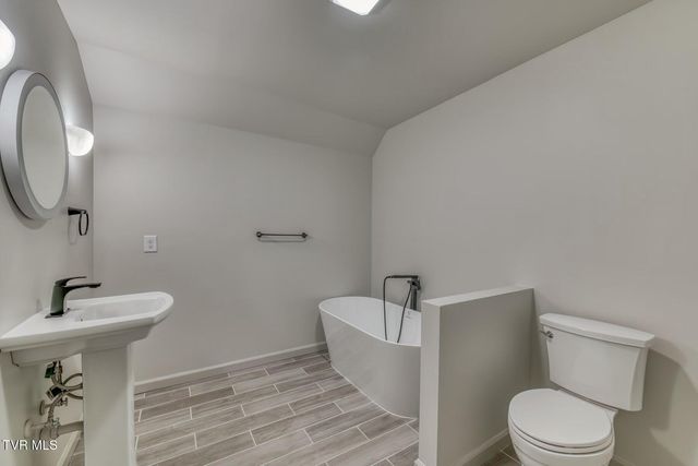 94 Cypress Ridge Court, Jonesborough, TN 37659