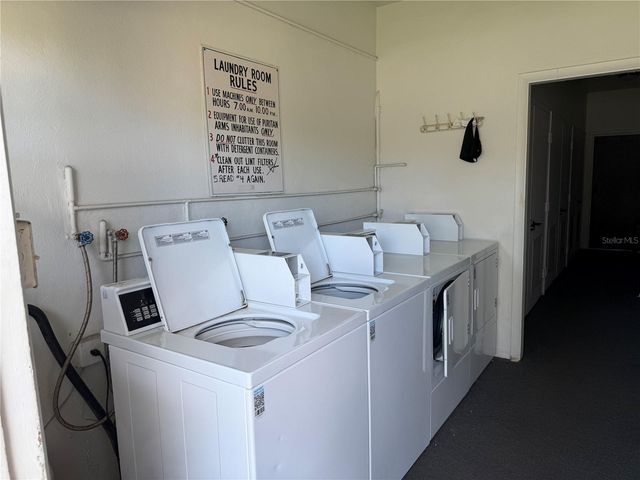 245 CENTER ROAD 103, Venice, FL 34285