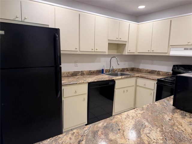 245 CENTER ROAD 103, Venice, FL 34285