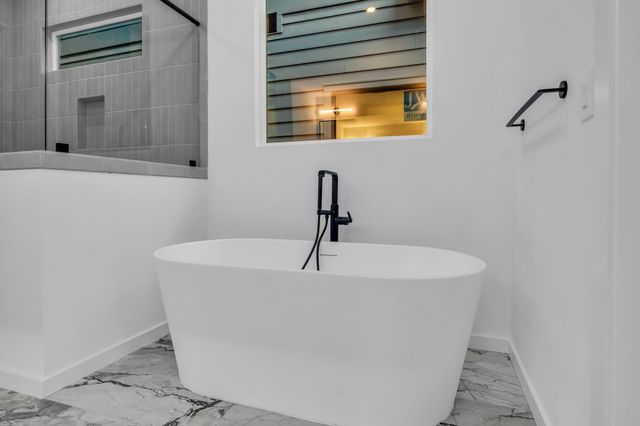 126 Modern Valley, Nashville, TN 37221