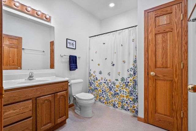 W6166 Valley PLACE, Holmen, WI 54636