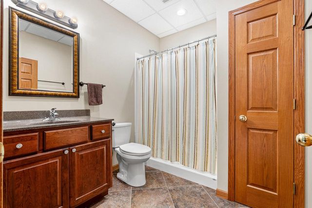 W6166 Valley PLACE, Holmen, WI 54636
