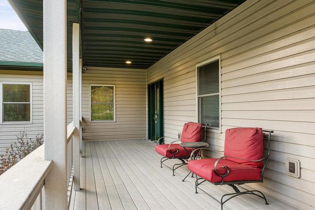 W6166 Valley PLACE, Holmen, WI 54636