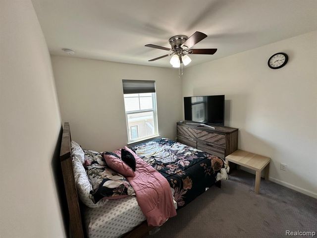 127 Monument Lane, Wixom, MI 48393