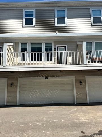 127 Monument Lane, Wixom, MI 48393