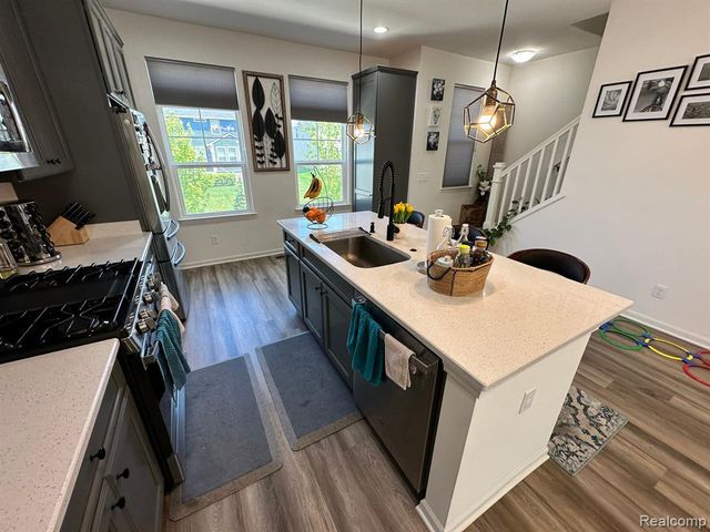 127 Monument Lane, Wixom, MI 48393