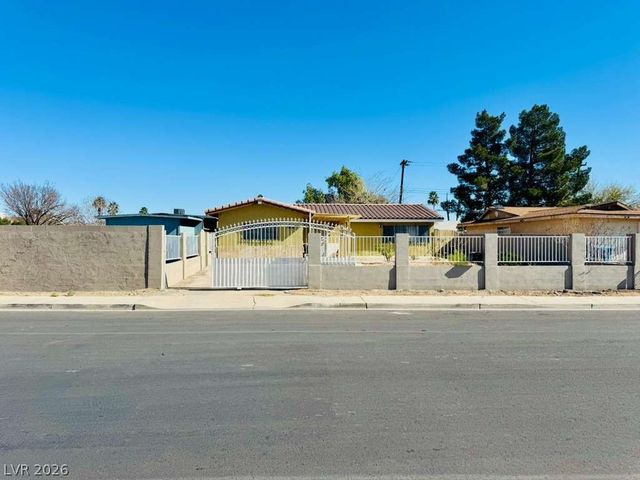 4736 Beadle Street, Las Vegas, NV 89122