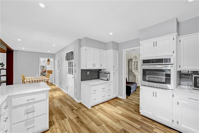 4414 Dunriver Drive SW, Lilburn, GA 30047