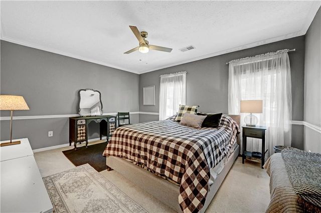 4414 Dunriver Drive SW, Lilburn, GA 30047